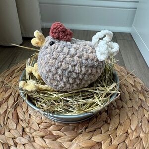Crochet Mable Chicken